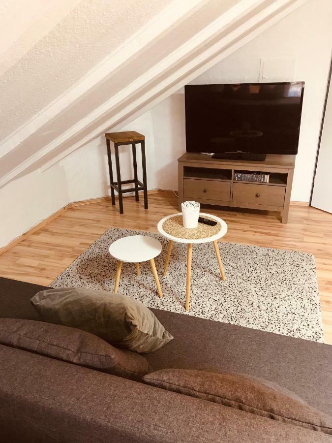 Studio Apartment in direkter Nähe zur Uniklinik Homburg Homburg  Exterior foto
